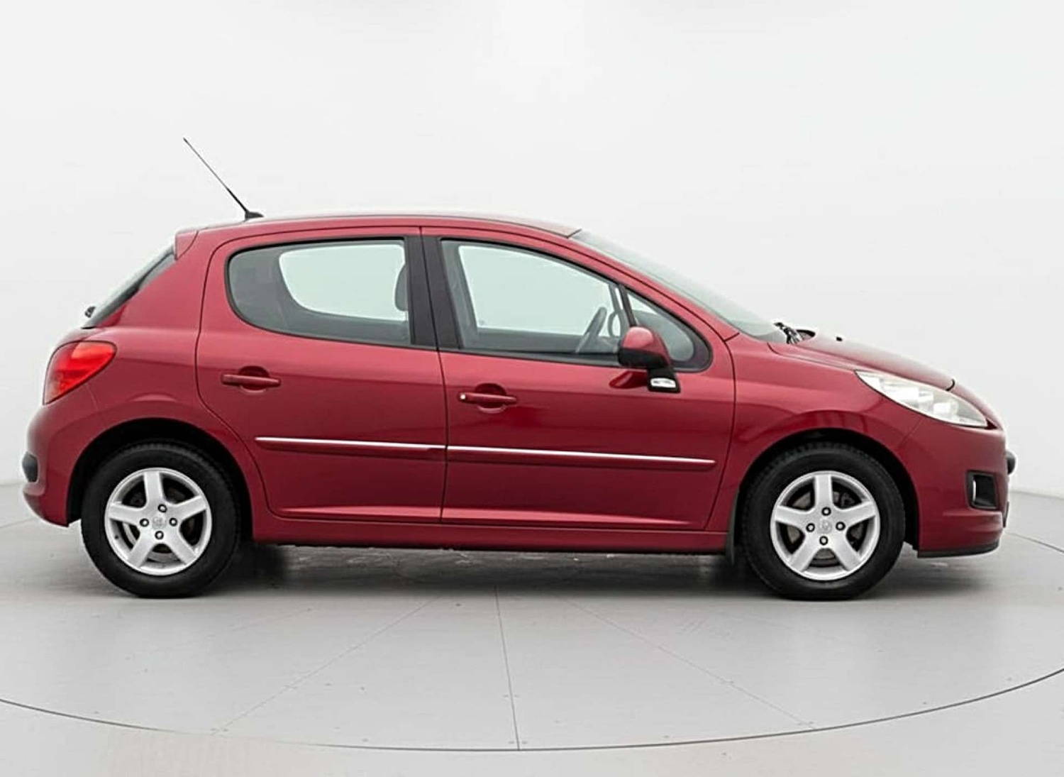 Used Peugeot 207 2011 for sale - 77626956: Photo 13