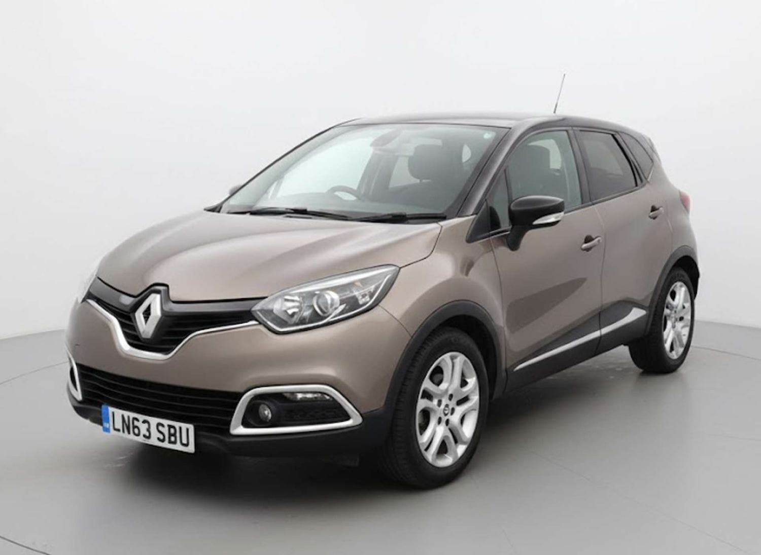 Used Renault Captur 2013 for sale - 77288574: Photo 3