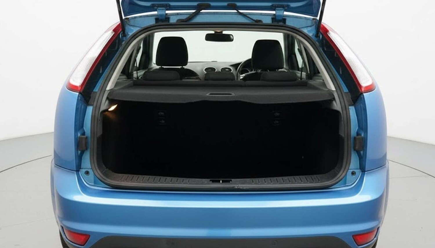 Used Ford Focus 2010 for sale - 77484931: Photo 18