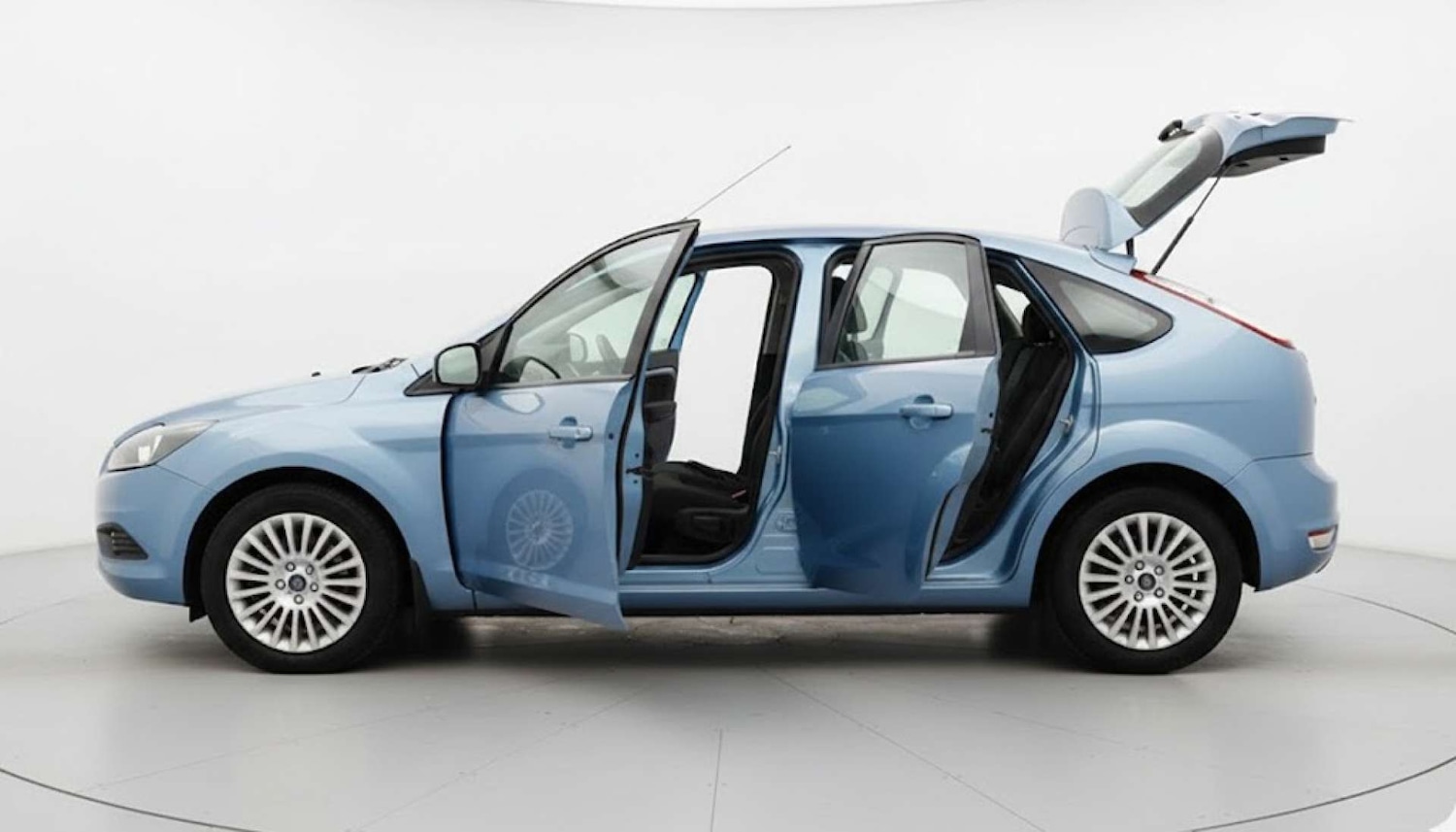 Used Ford Focus 2010 for sale - 77484931: Photo 8