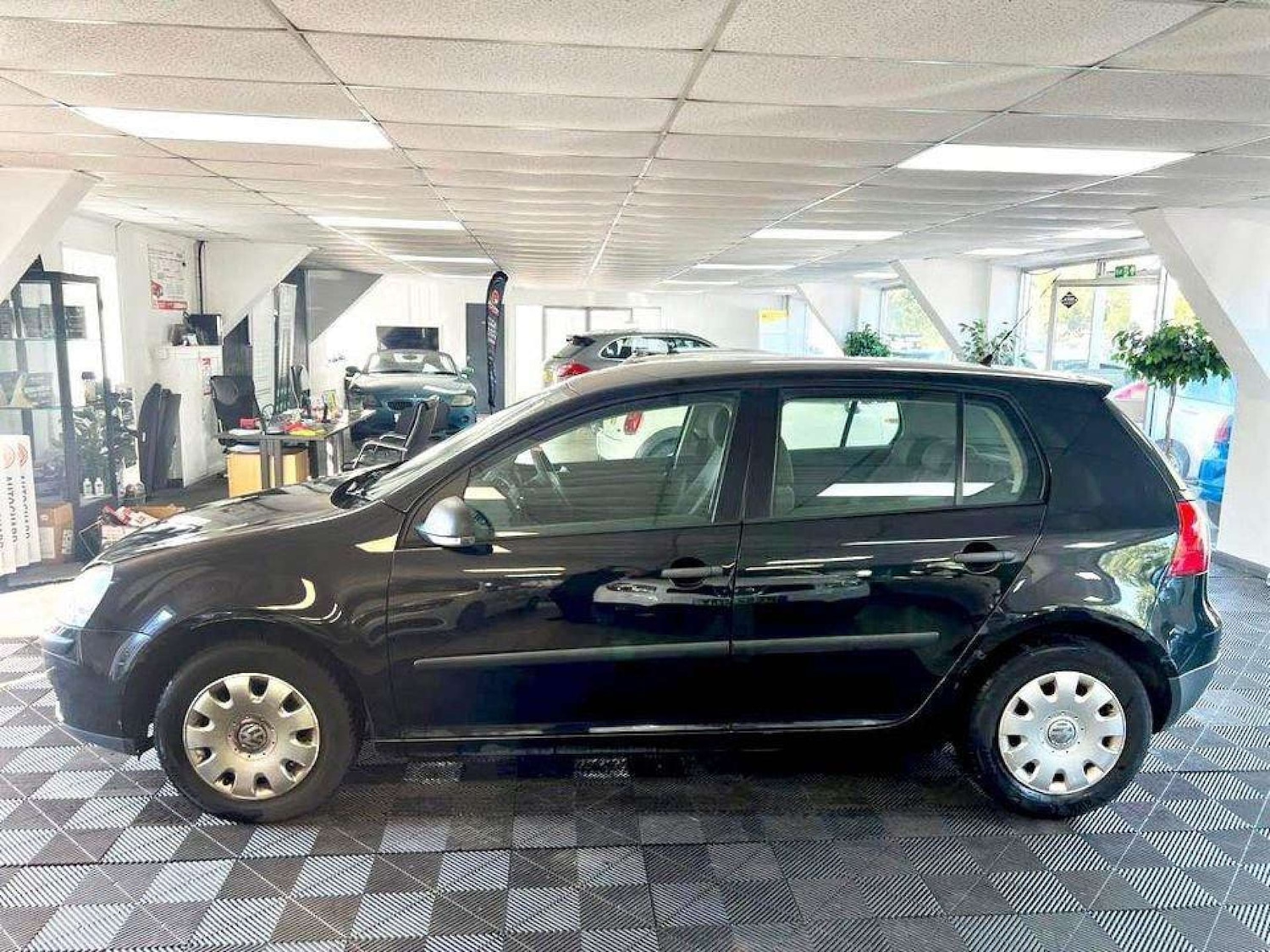 Used Volkswagen Golf 2008 for sale - 76278190: Photo 5