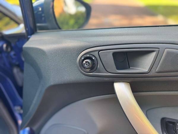 Used Ford Fiesta 2009 for sale - 76208631: Photo 45