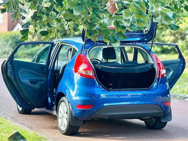 Used Ford Fiesta 2009 for sale - 76208631: Photo 60