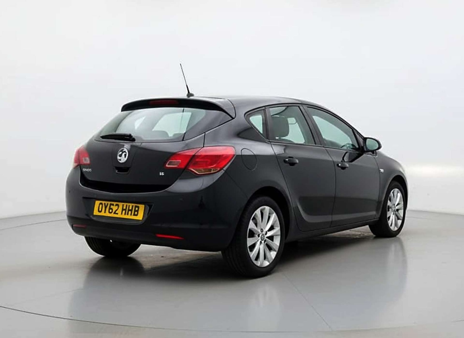 Used Vauxhall Astra 2012 for sale - 76471354: Photo 9