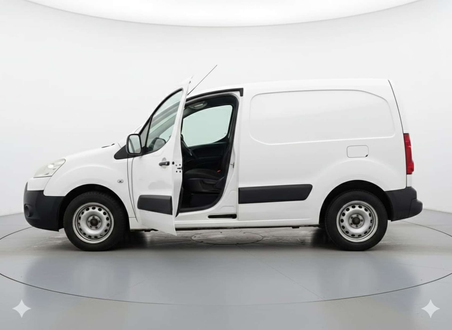 Used Peugeot Partner 2010 for sale - 77626957: Photo 12