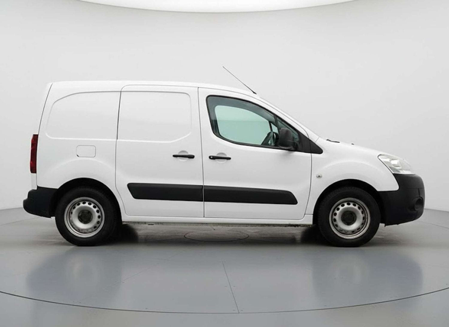 Used Peugeot Partner 2010 for sale - 77626957: Photo 6