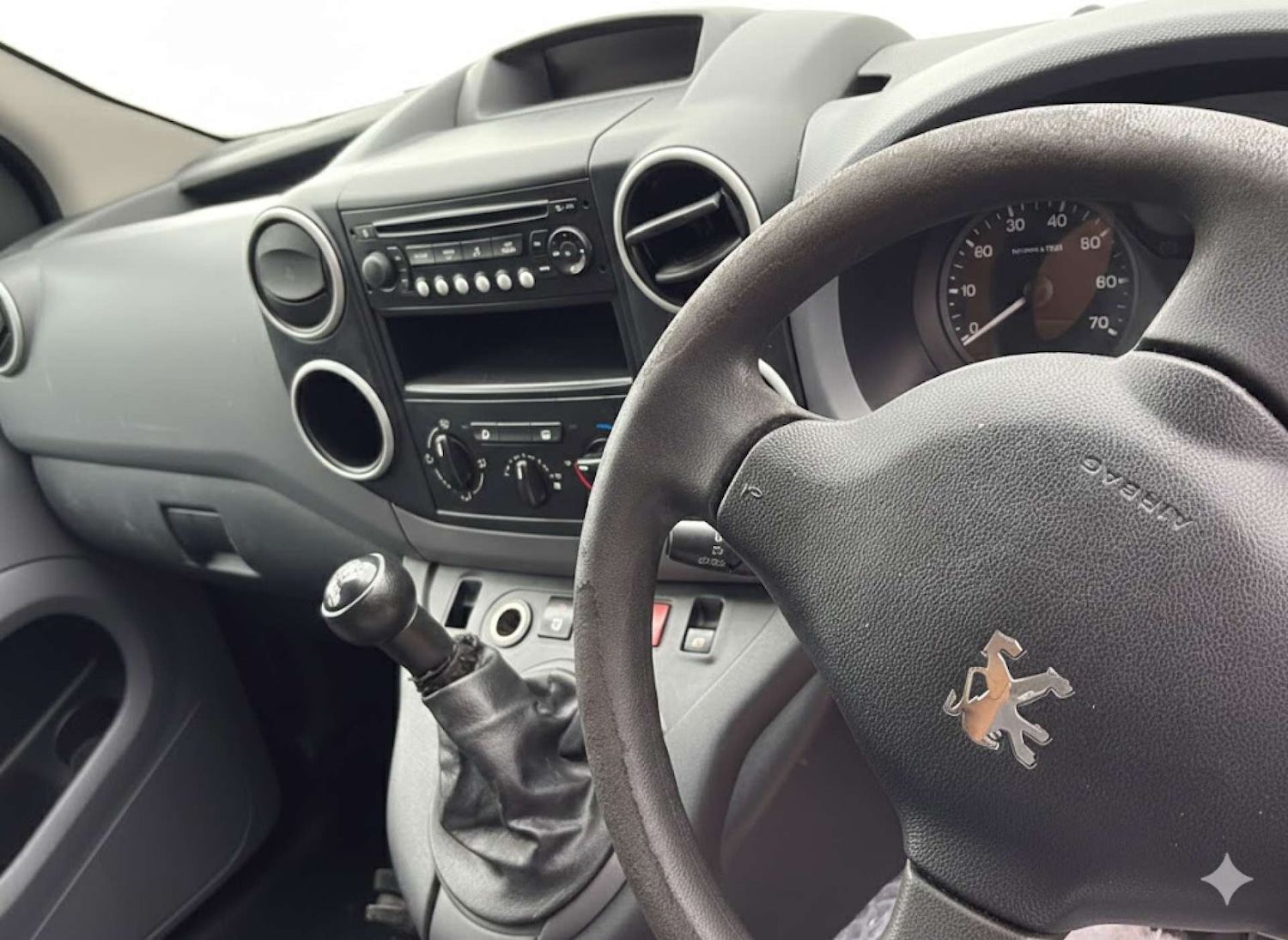 Used Peugeot Partner 2010 for sale - 77626957: Photo 9