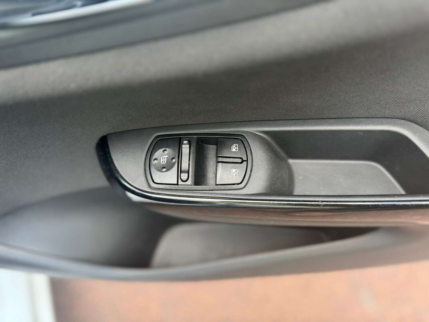 Used Vauxhall Corsa 2017 for sale - 77125208: Photo 43