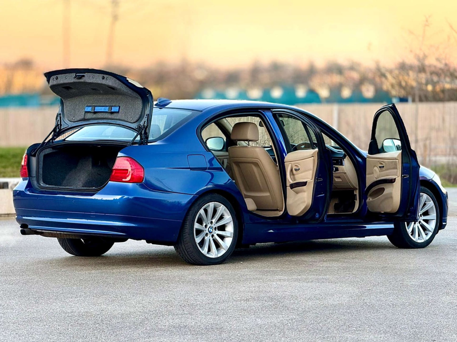 Used BMW 3 Series 2009 for sale - 76600765: Photo 3