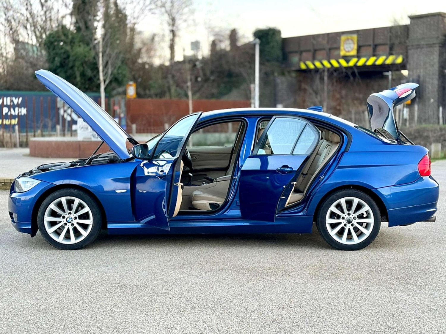 Used BMW 3 Series 2009 for sale - 76600765: Photo 65