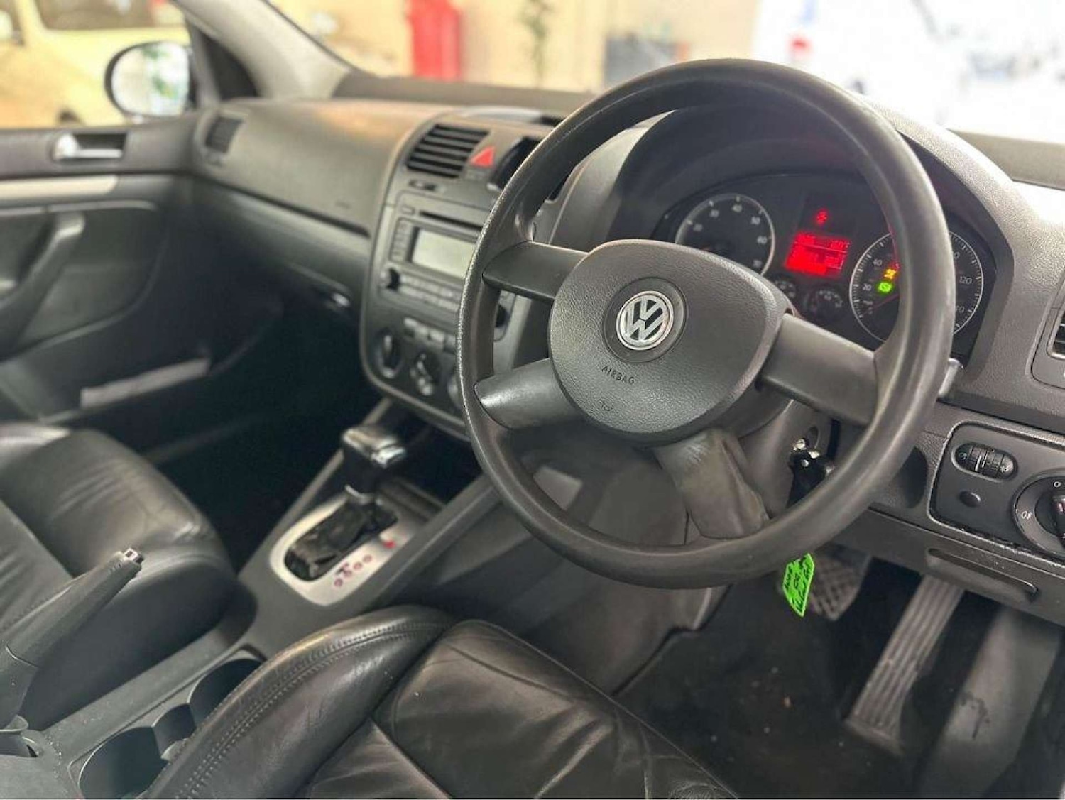 Used Volkswagen Golf 2005 for sale - 76600733: Photo 14
