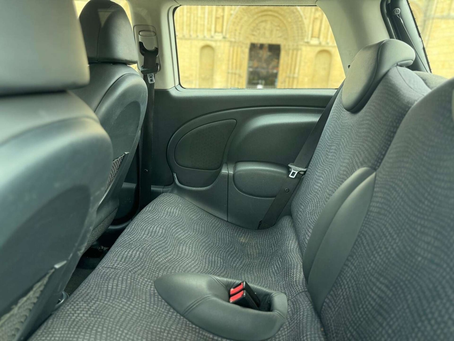 Used MINI Hatch 2003 for sale - 76601252: Photo 25