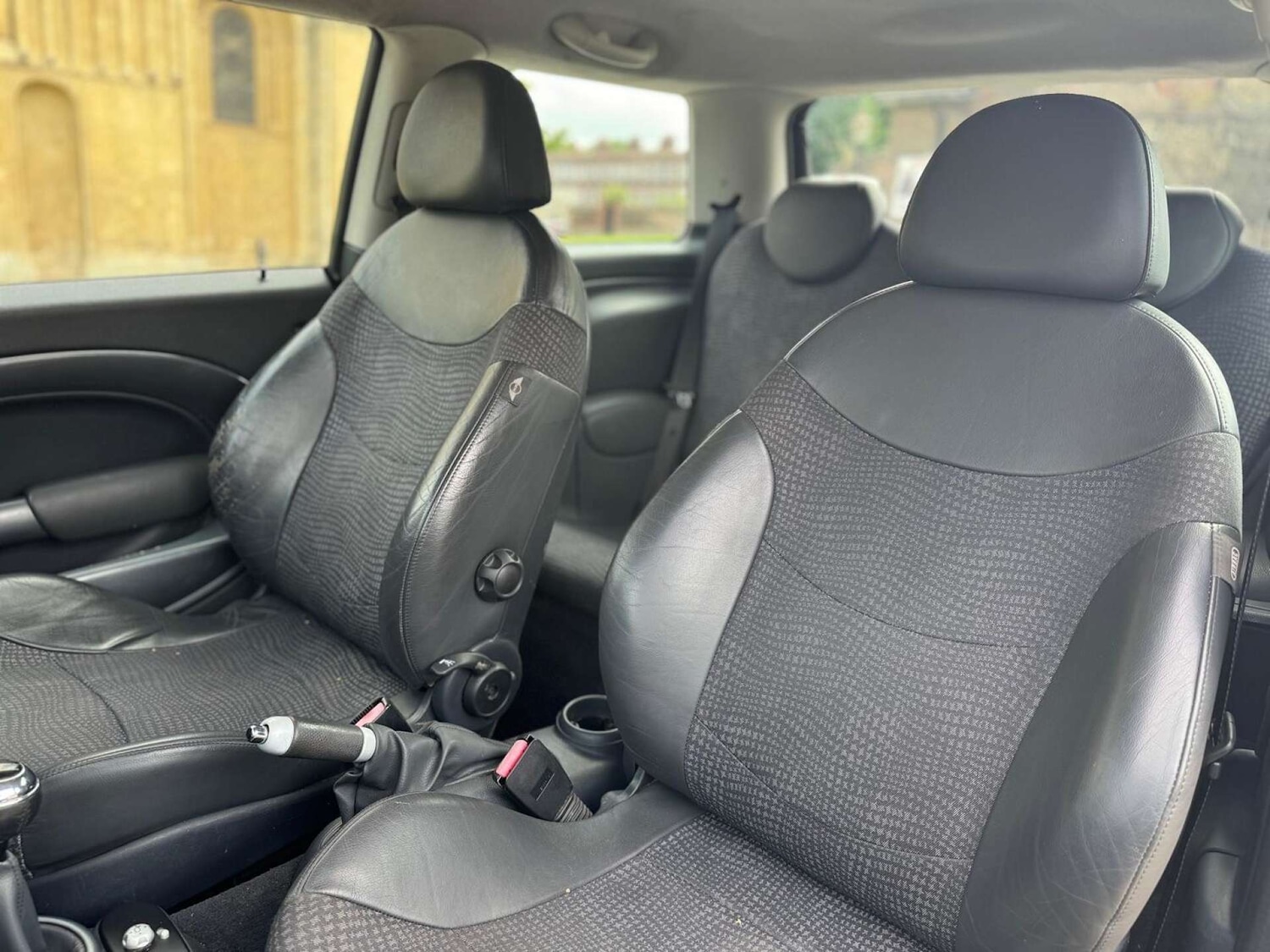 Used MINI Hatch 2003 for sale - 76601252: Photo 27