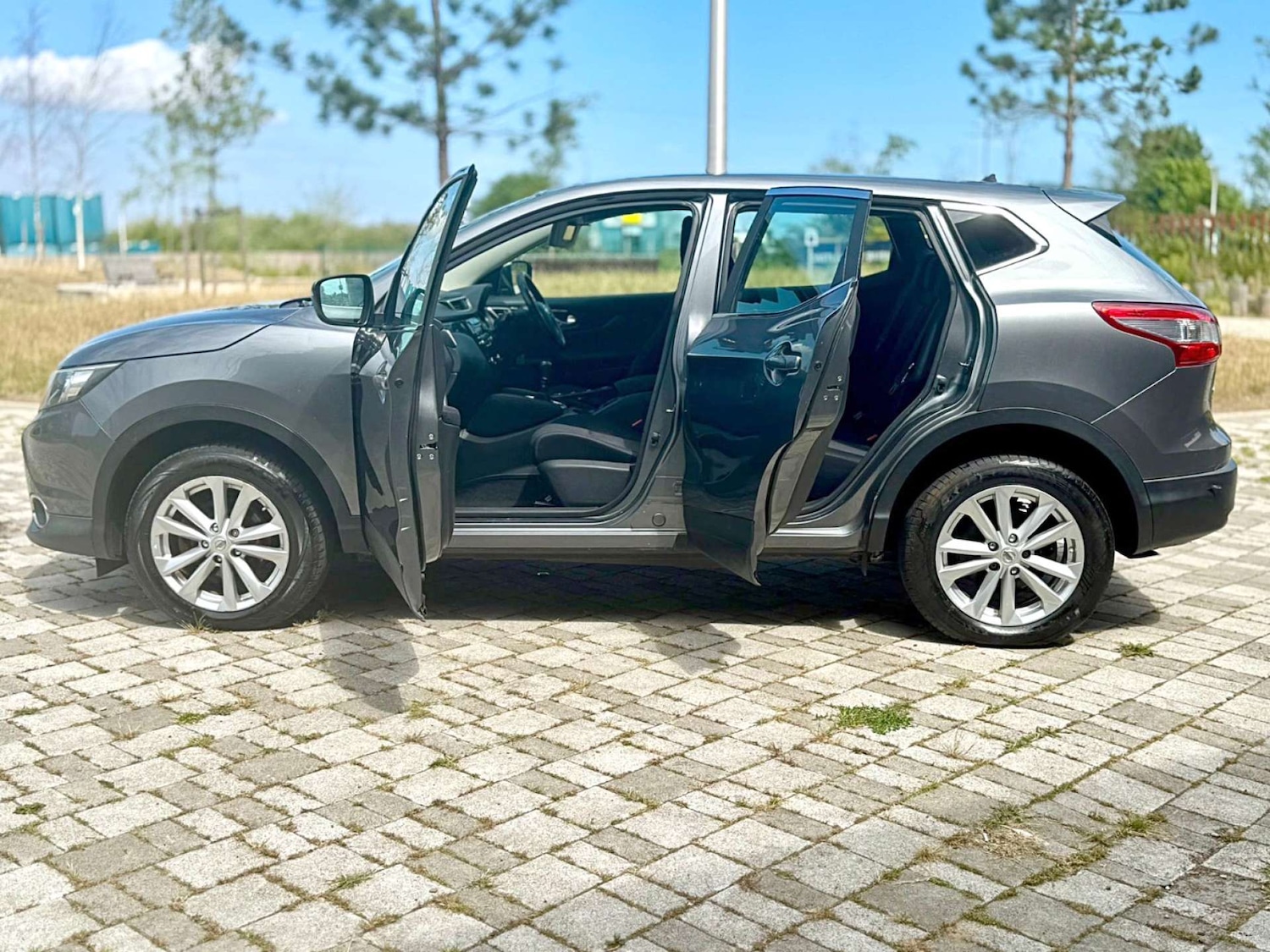 Used Nissan Qashqai 2014 for sale - 76278183: Photo 16