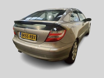 Used Mercedes-Benz C Class 2005 for sale - 77535022: Photo
