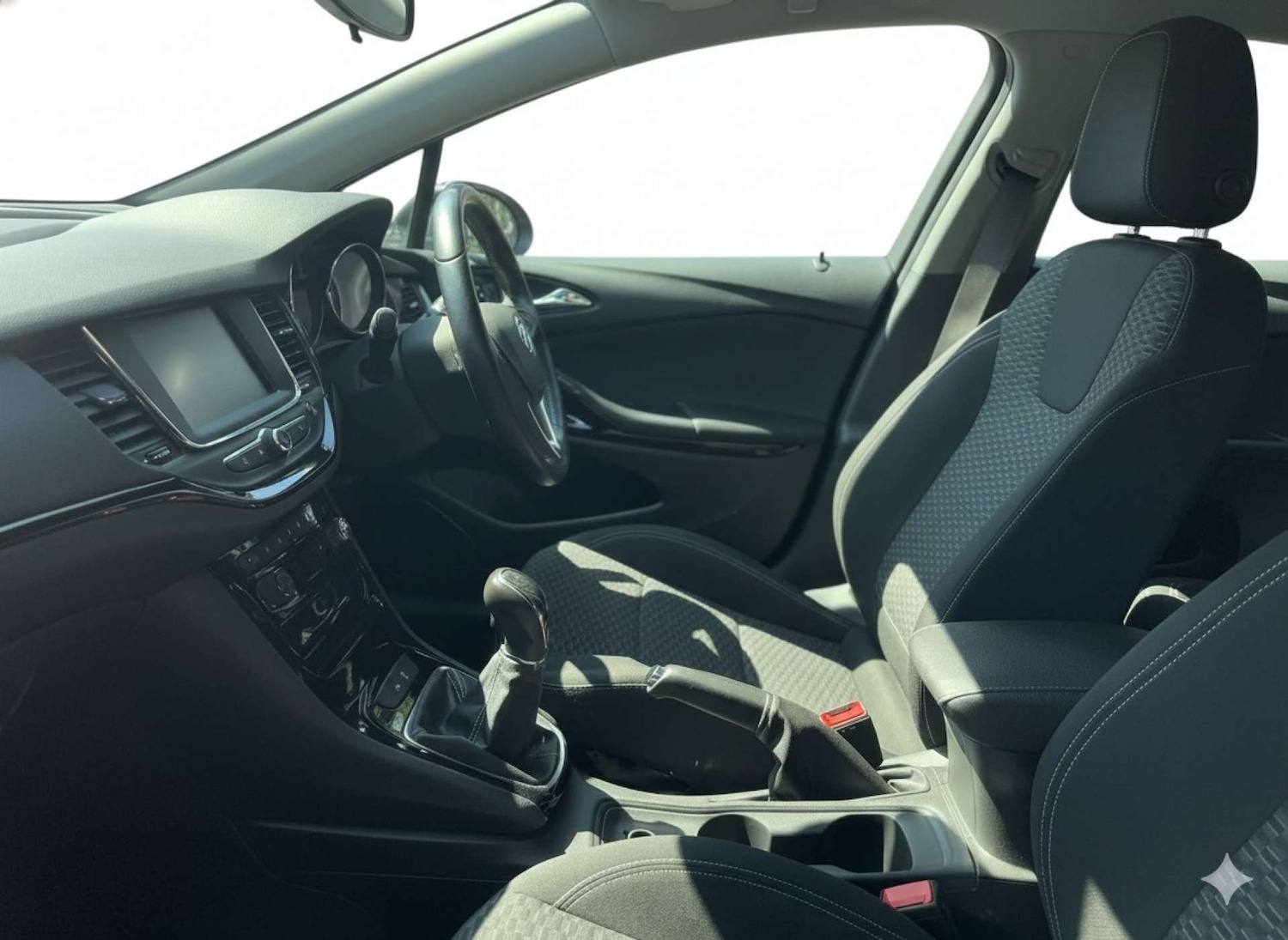 Used Vauxhall Astra 2017 for sale - 77821623: Photo 20