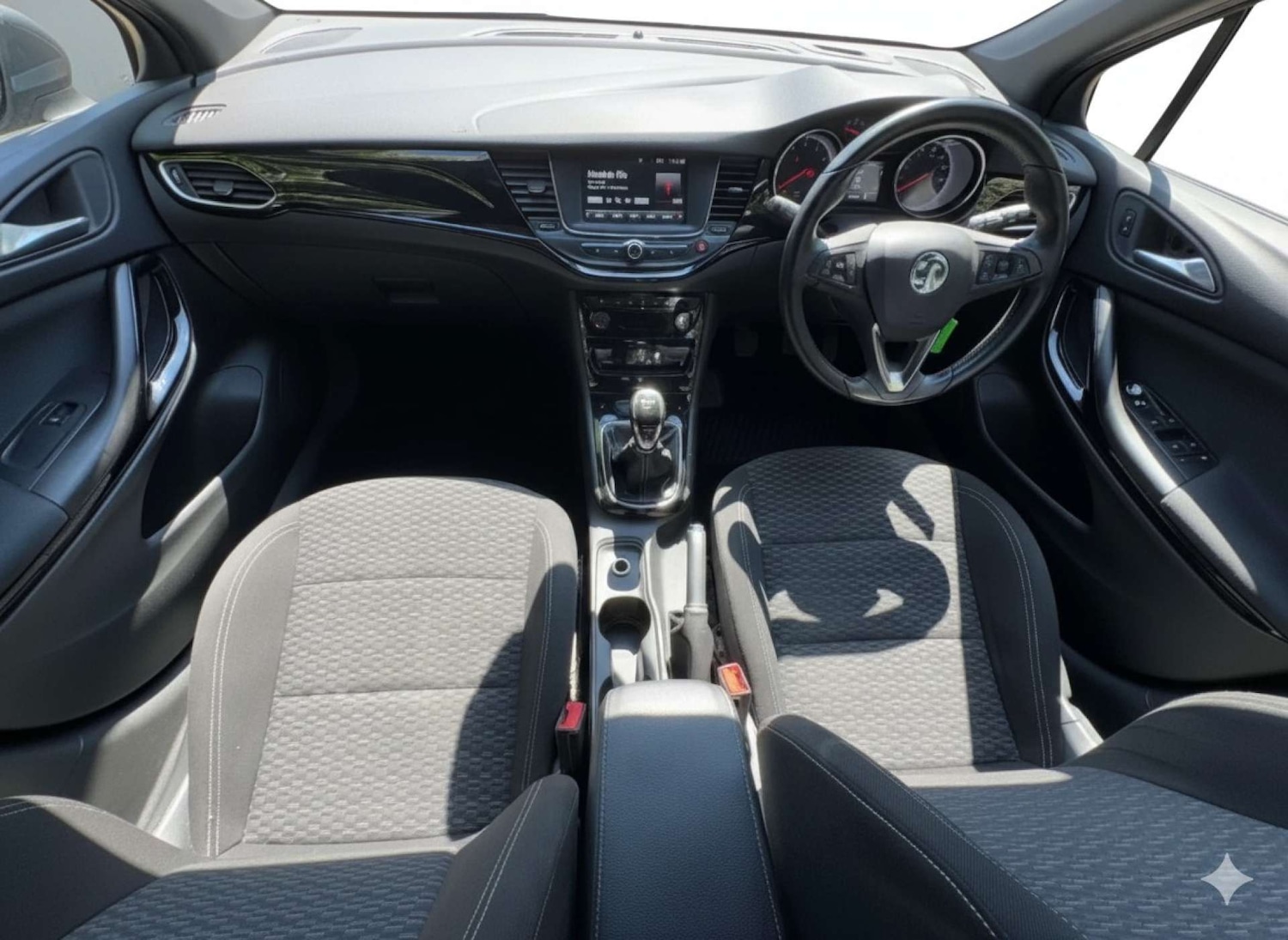 Used Vauxhall Astra 2017 for sale - 77821623: Photo 22