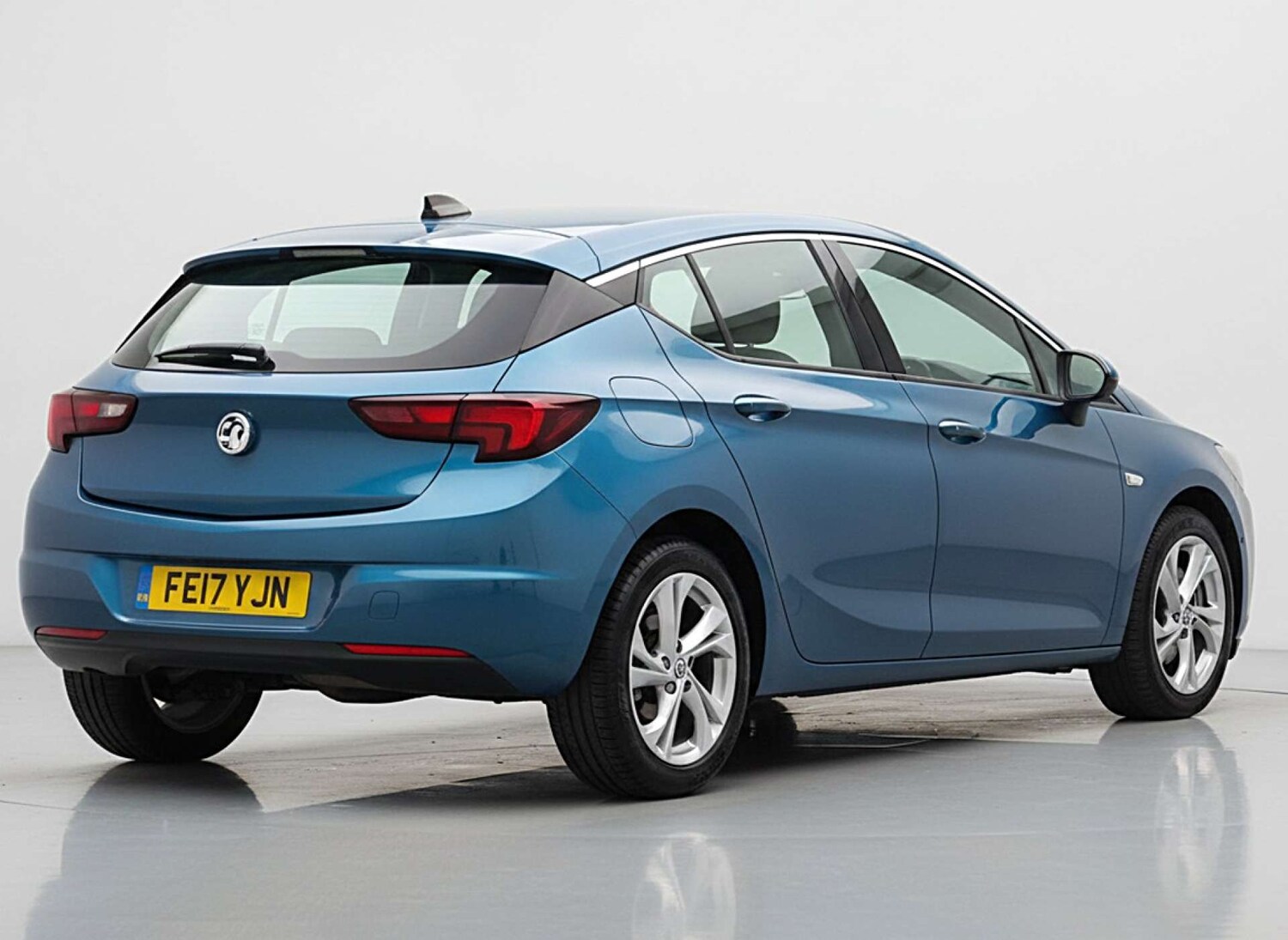 Used Vauxhall Astra 2017 for sale - 77821623: Photo 41