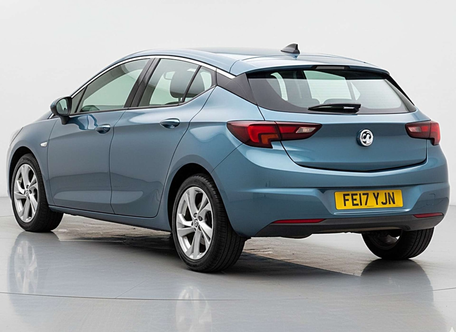 Used Vauxhall Astra 2017 for sale - 77821623: Photo 46