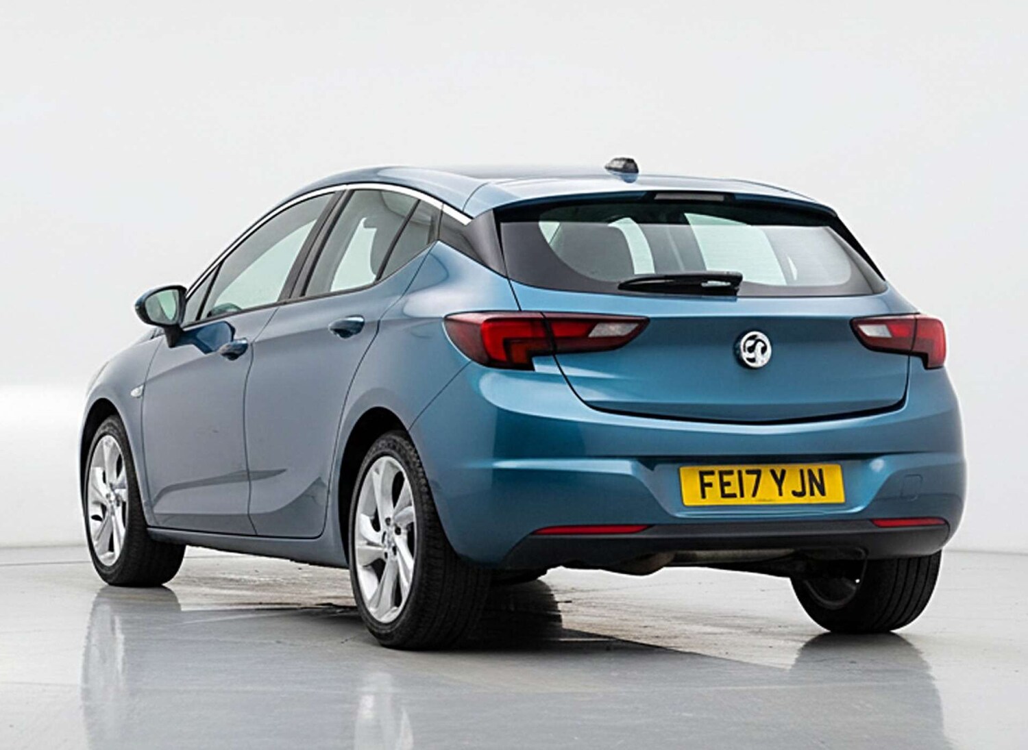 Used Vauxhall Astra 2017 for sale - 77821623: Photo 6