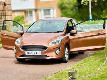 Used Ford Fiesta 2018 for sale - 76225414: Photo 3