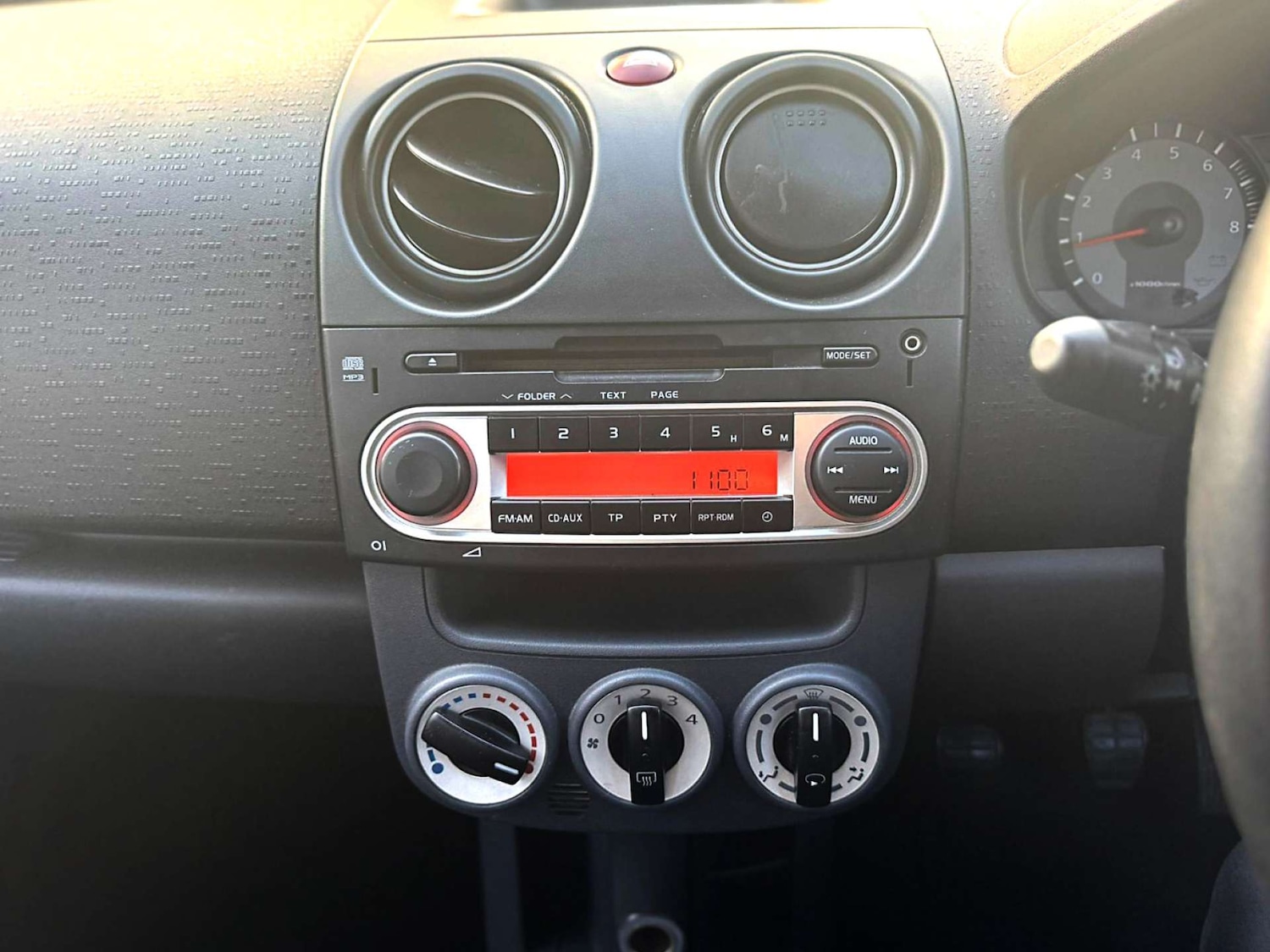 Used Mitsubishi Colt 2009 for sale - 76629663: Photo 12