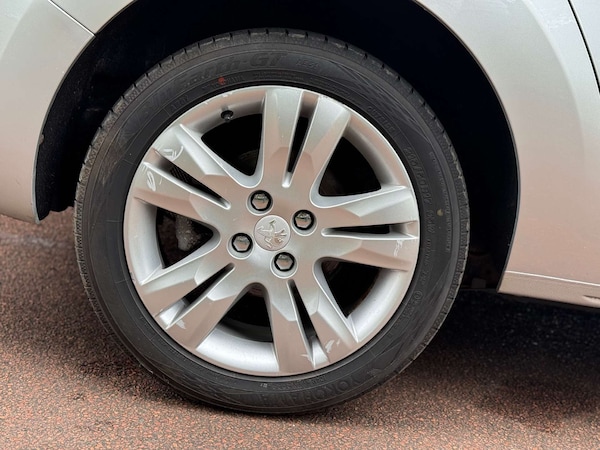 Used Peugeot 5008 2014 for sale - 76208629: Photo 11