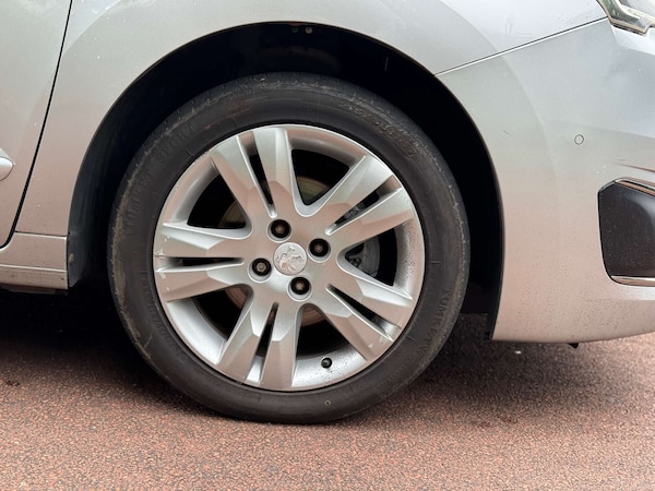 Used Peugeot 5008 2014 for sale - 76208629: Photo 12