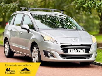 Peugeot - 5008