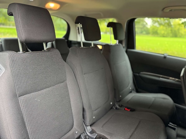 Used Peugeot 5008 2014 for sale - 76208629: Photo 32