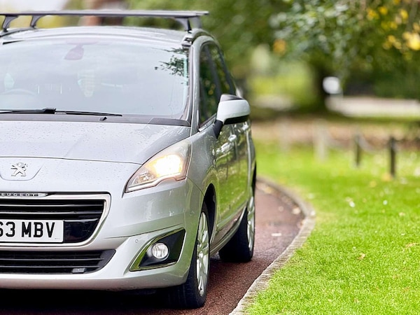 Used Peugeot 5008 2014 for sale - 76208629: Photo 47
