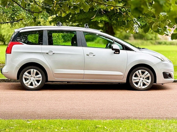 Used Peugeot 5008 2014 for sale - 76208629: Photo 57