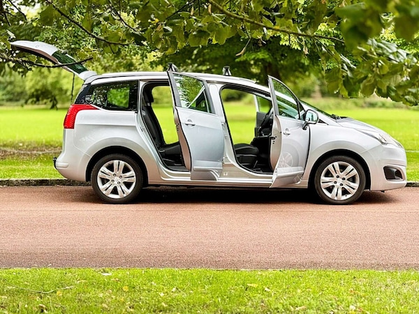 Used Peugeot 5008 2014 for sale - 76208629: Photo 64