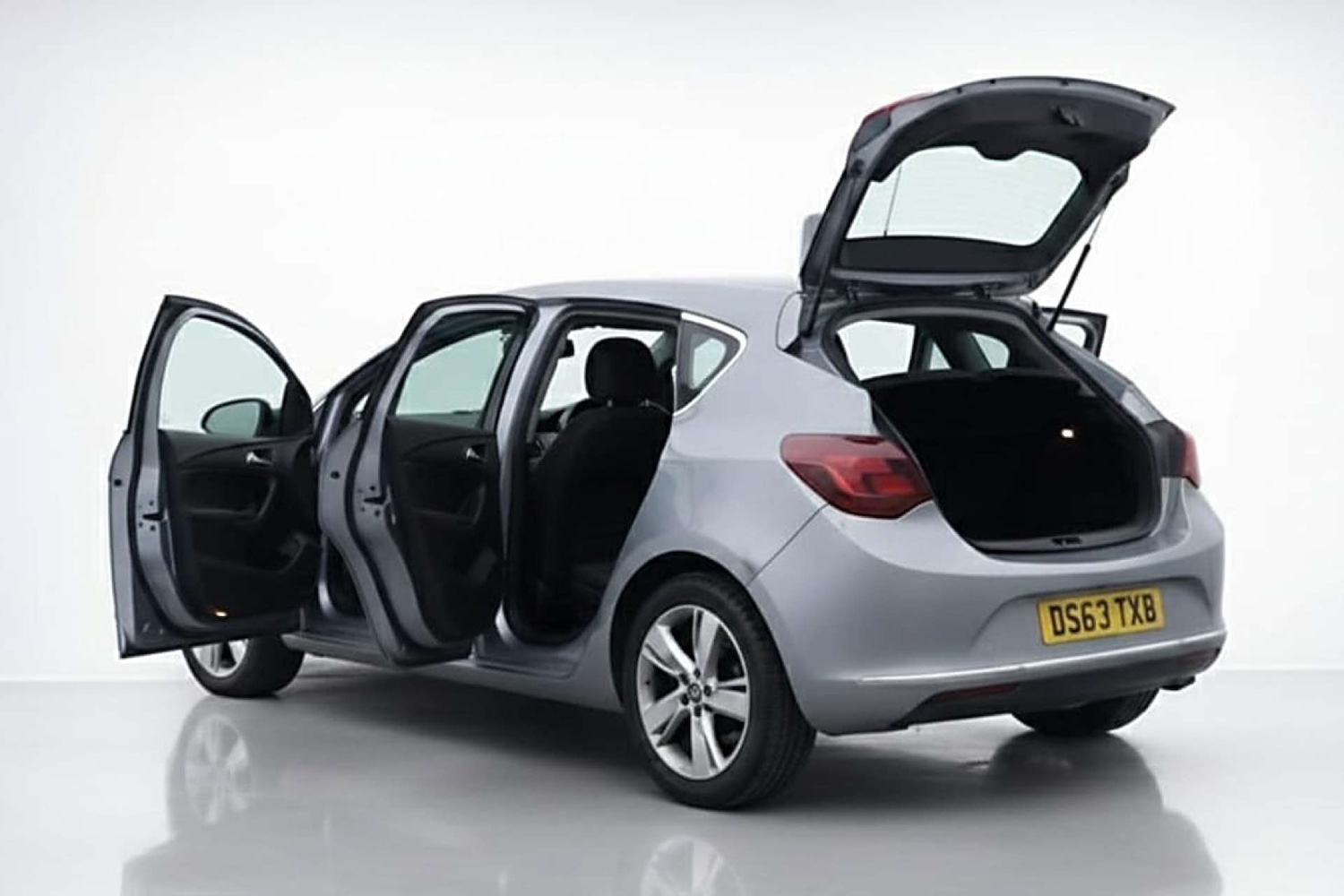 Used Vauxhall Astra 2013 for sale - 77417564: Photo 15