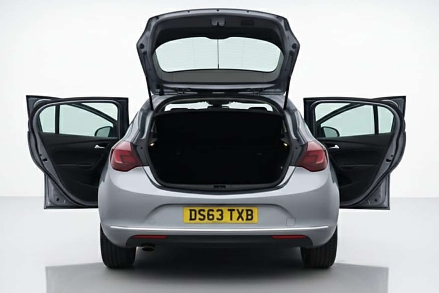 Used Vauxhall Astra 2013 for sale - 77417564: Photo 16