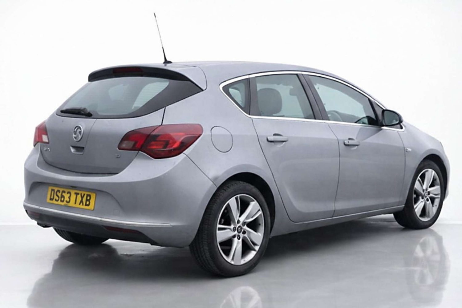 Used Vauxhall Astra 2013 for sale - 77417564: Photo 7