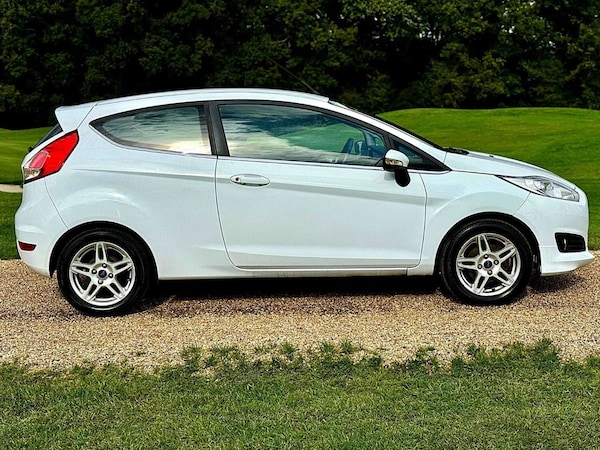 Used Ford Fiesta 2014 for sale - 76208630: Photo 21