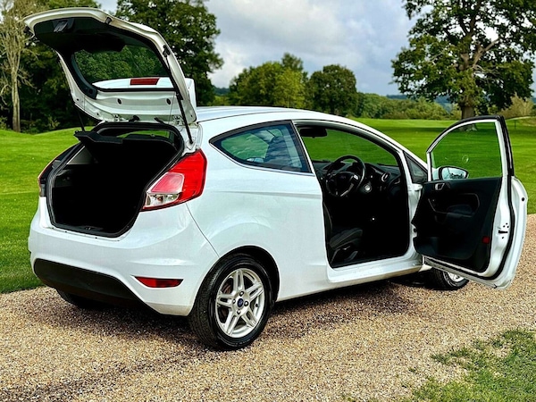 Used Ford Fiesta 2014 for sale - 76208630: Photo 22