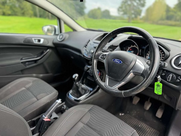 Used Ford Fiesta 2014 for sale - 76208630: Photo 28