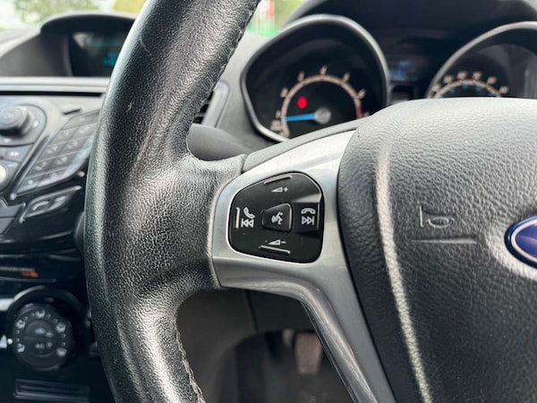 Used Ford Fiesta 2014 for sale - 76208630: Photo 37
