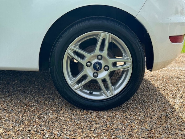 Used Ford Fiesta 2014 for sale - 76208630: Photo 45