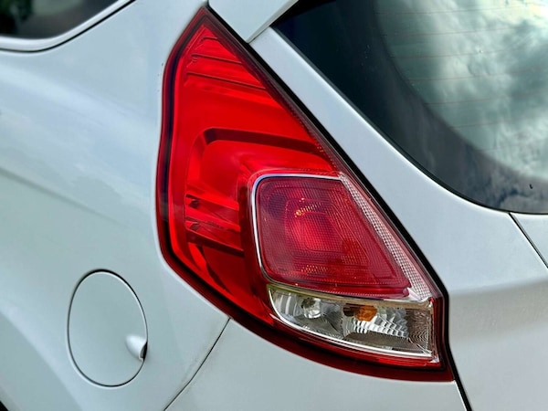 Used Ford Fiesta 2014 for sale - 76208630: Photo 52