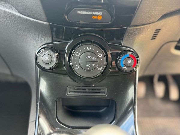 Used Ford Fiesta 2014 for sale - 76208630: Photo 54