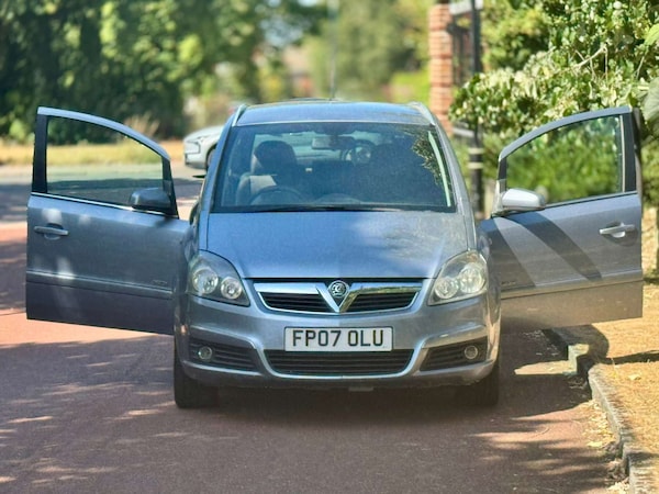 Used Vauxhall Zafira 2007 for sale - 75413920: Photo 10