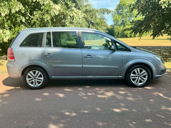 Used Vauxhall Zafira 2007 for sale - 75413920: Photo 19
