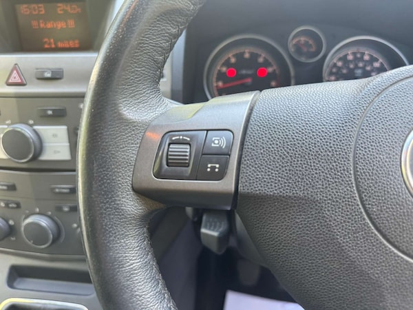 Used Vauxhall Zafira 2007 for sale - 75413920: Photo 41