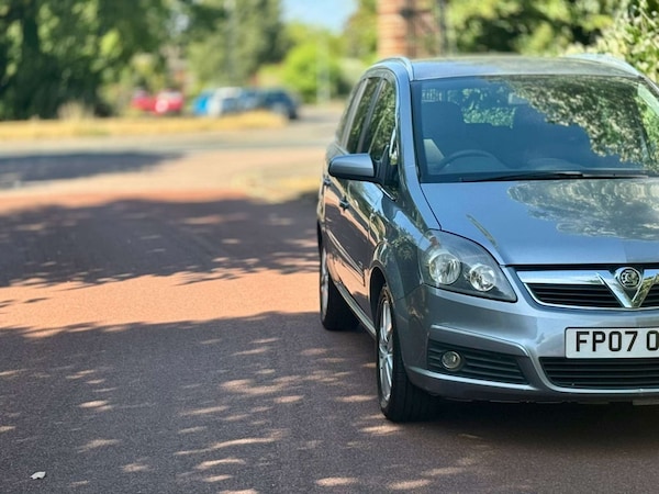 Used Vauxhall Zafira 2007 for sale - 75413920: Photo 6