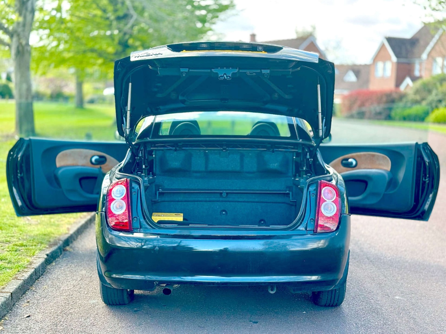 Nissan Micra 2007 - 1.4 Urbis C+C 2dr - Image 27