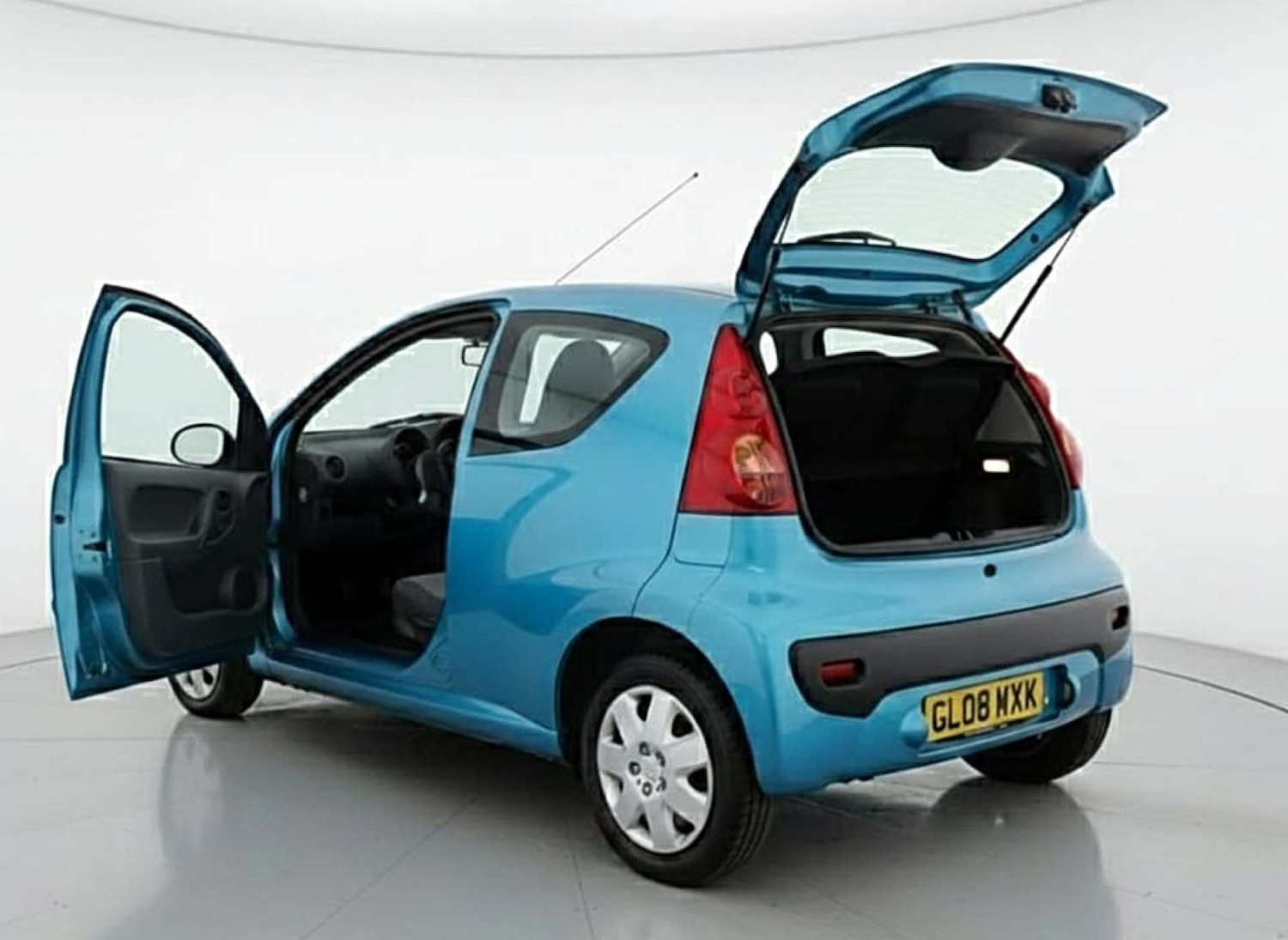 Used Peugeot 107 2008 for sale - 77398502: Photo 4