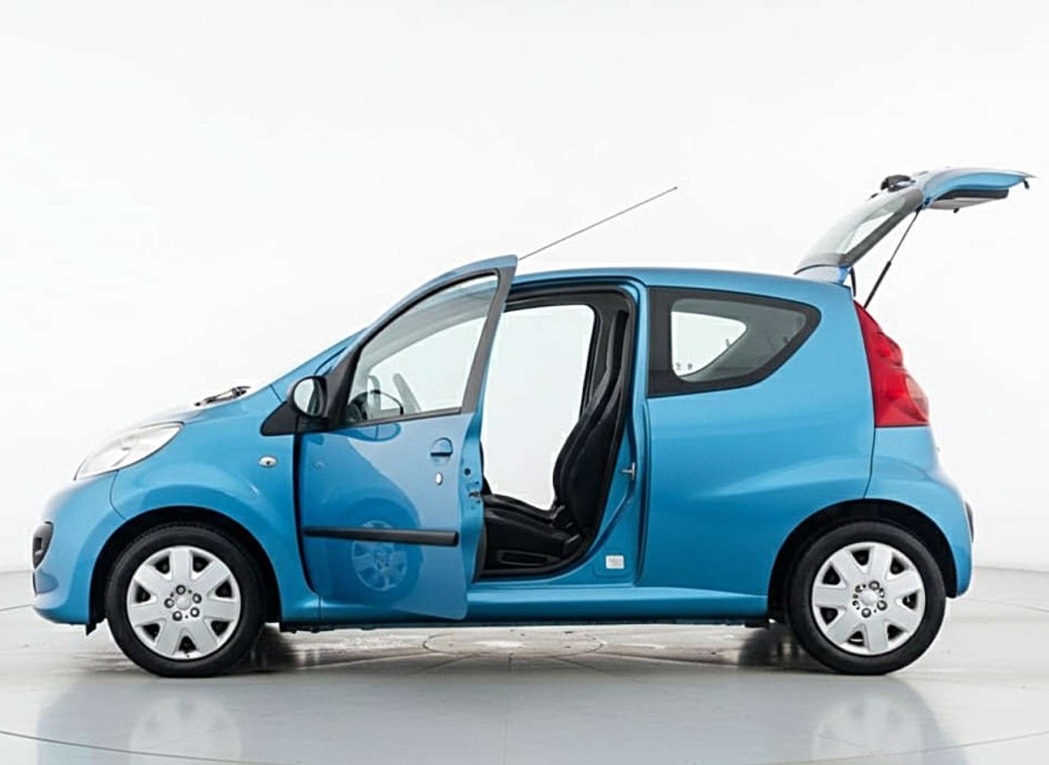 Used Peugeot 107 2008 for sale - 77398502: Photo 7